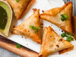 Lamb Samosa (3pc) Lamb Samosa (3pc)